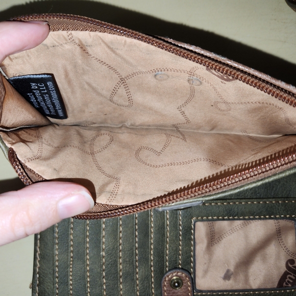 Justin Boots Brown Wristlet Clutch - Picture 14 of 14